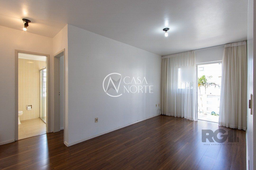 Apartamento à venda com 1 quarto, 49m², Rua Padre João Batista Reus no bairro Camaquã em Porto Alegre