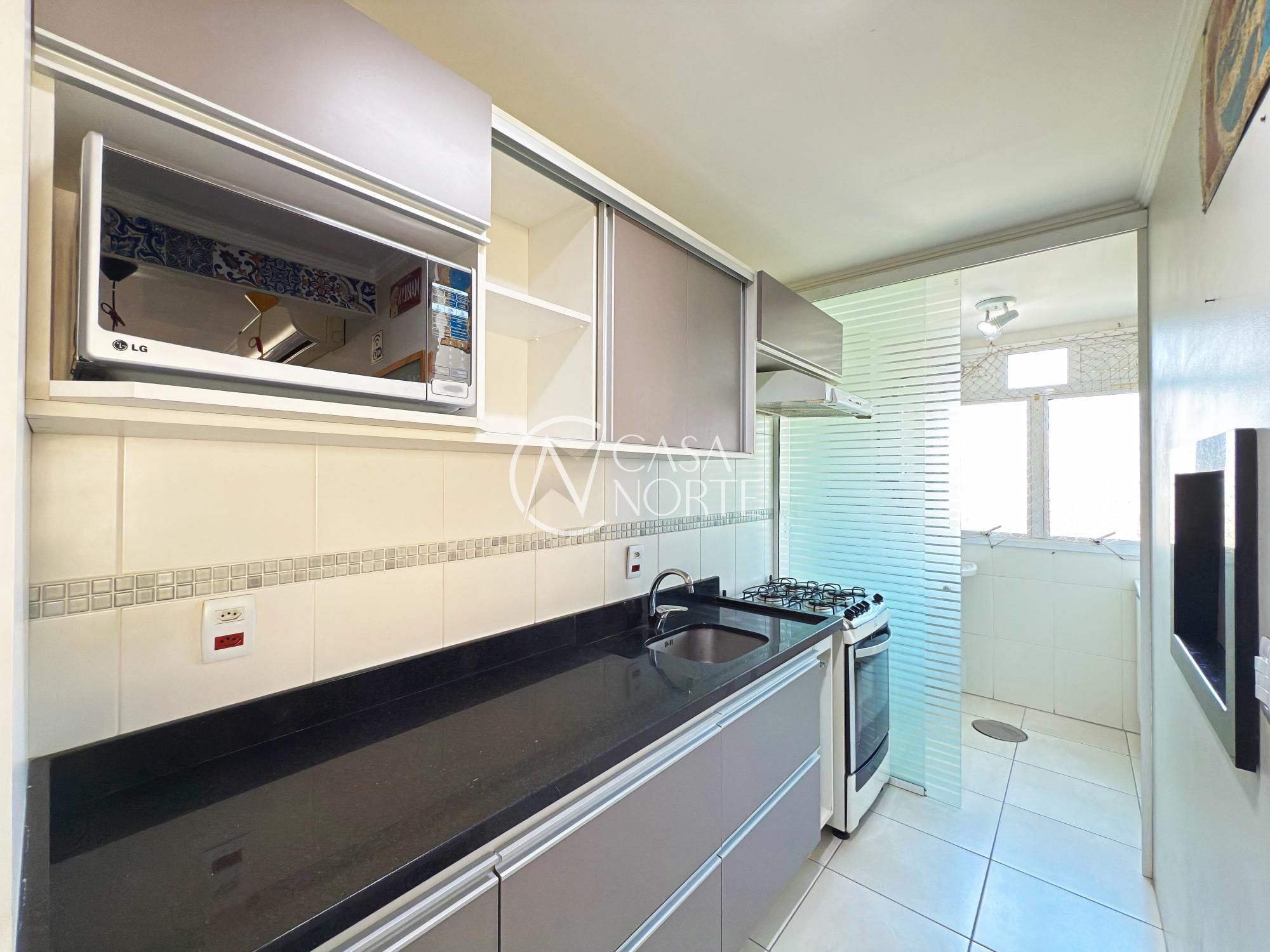 Apartamento à venda com 2 quartos, 74m², 1 suíte, 2 vagas, Rua Folha da Tarde no bairro Cristal em Porto Alegre