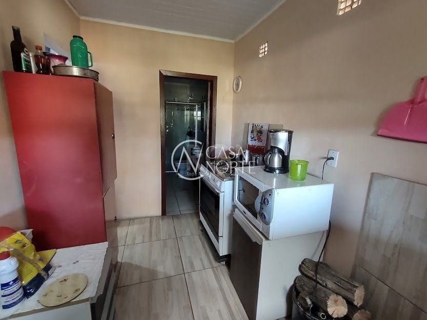 Casa à venda com 2 quartos, 156m², 3 vagas, Rua dos Biazetto no bairro Campo Novo em Porto Alegre