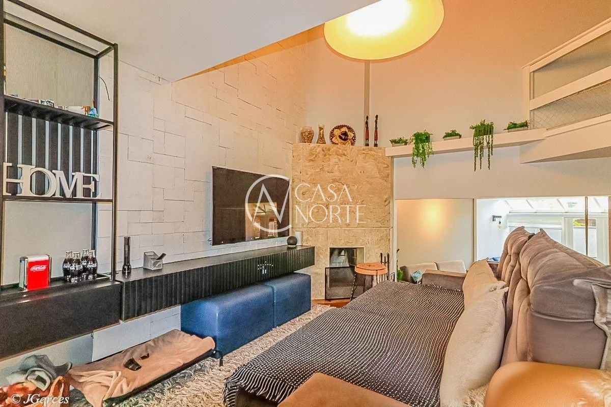 Casa de Condomínio à venda com 3 quartos, 286m², 1 suíte, 3 vagas, Avenida Arlindo Pasqualini no bairro Jardim Isabel em Porto Alegre