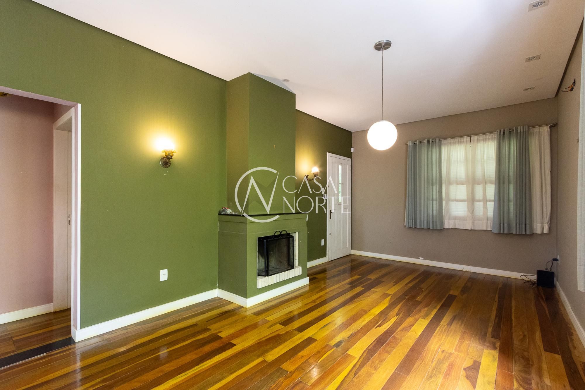 Casa à venda com 3 quartos, 185m², 1 suíte, 2 vagas, Rua dos Guaranis no bairro Espírito Santo em Porto Alegre