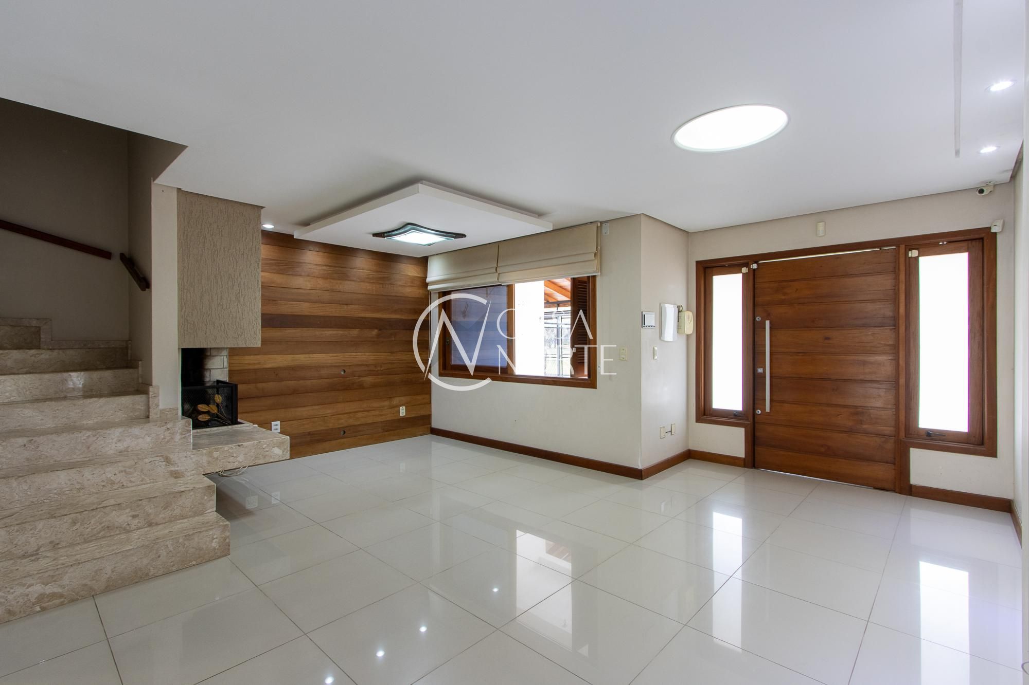 Casa à venda com 3 quartos, 145m², 1 suíte, 2 vagas, Rua Carlos Maximiliano Fayet no bairro Hípica em Porto Alegre