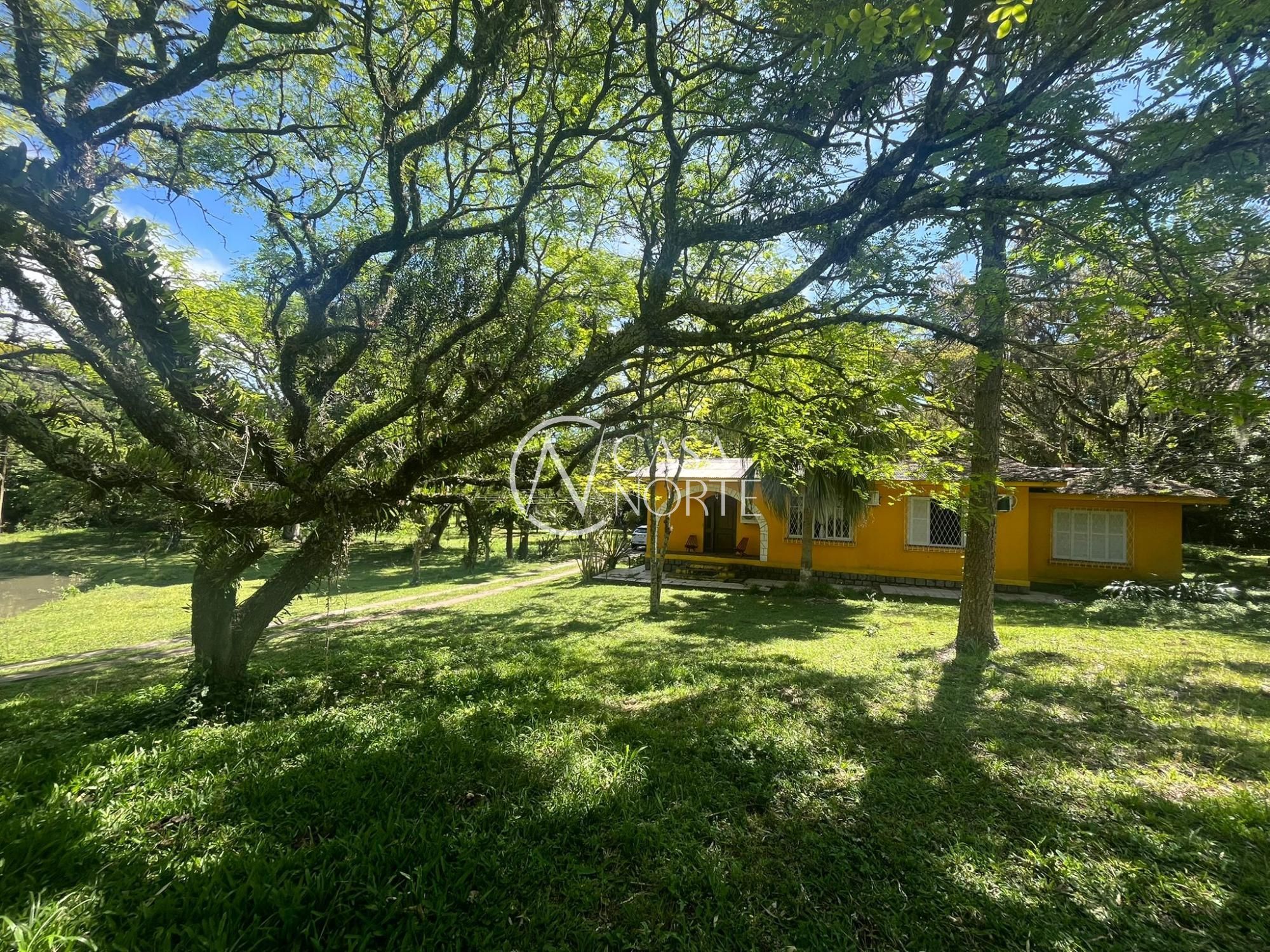 Chácara à venda com 3 quartos, 150m², 3 vagas, Rua Major Tito no bairro Belém Velho em Porto Alegre