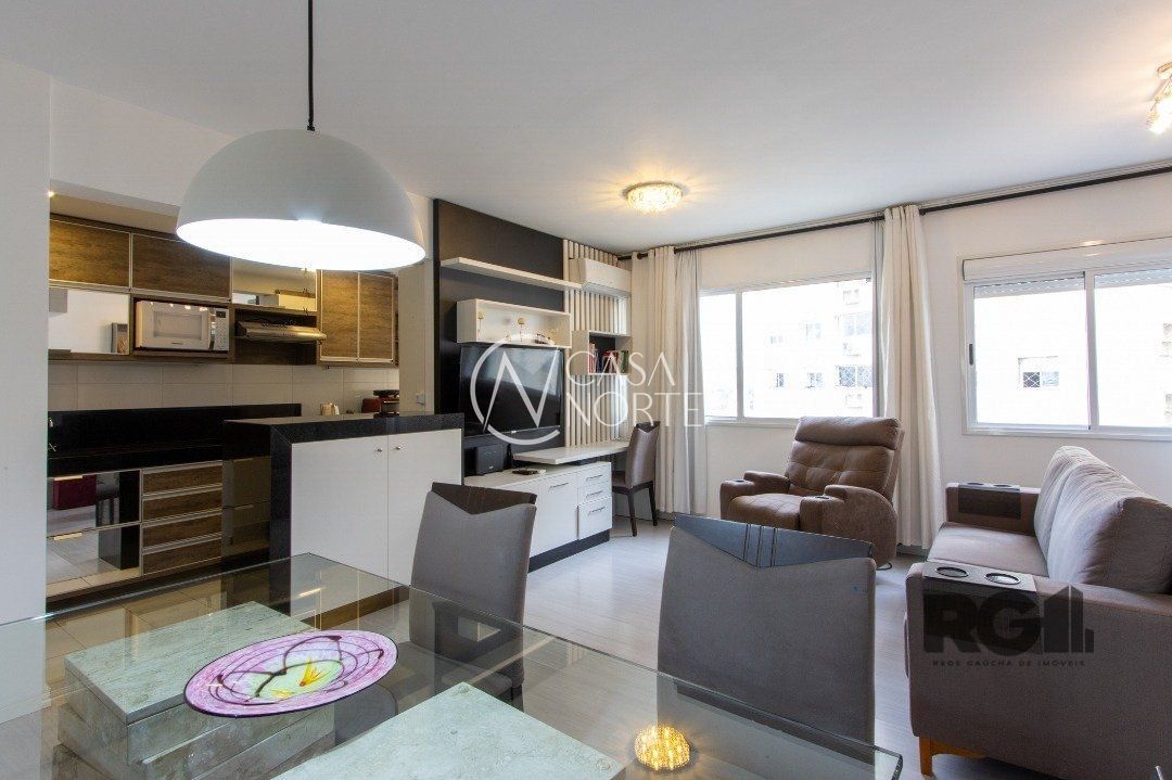 Apartamento à venda com 2 quartos, 66m², 1 suíte, 1 vaga, Avenida Bento Gonçalves no bairro Partenon em Porto Alegre