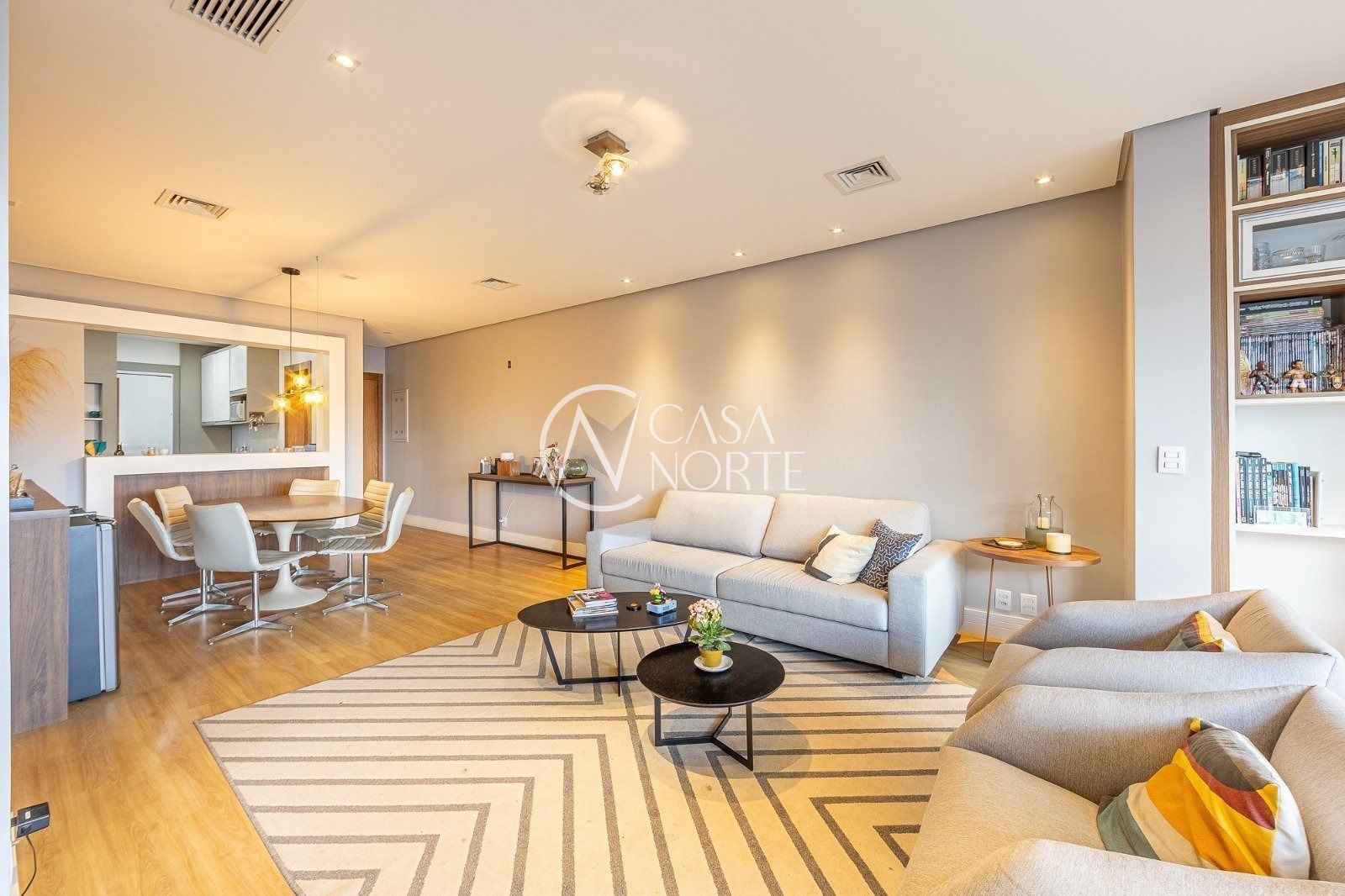 Apartamento à venda com 3 quartos, 114m², 1 suíte, 2 vagas, Avenida Soledade no bairro Petrópolis em Porto Alegre