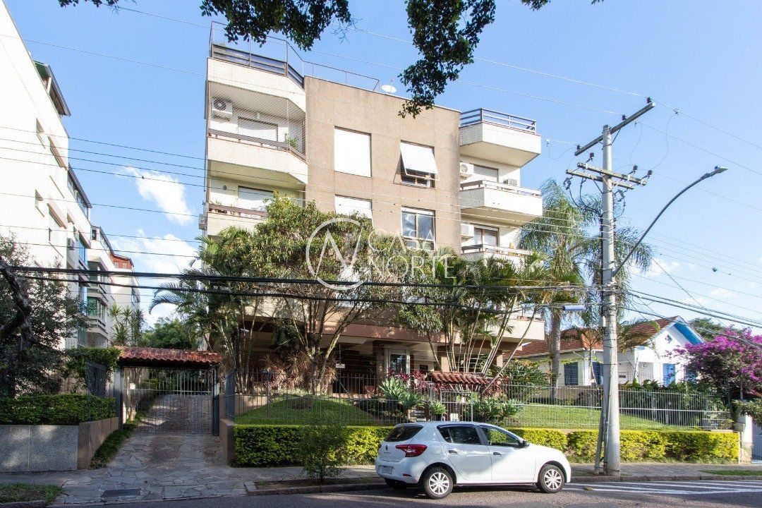 Cobertura à venda com 3 quartos, 168m², 2 vagas, Rua Doutor Mário Totta no bairro Tristeza em Porto Alegre