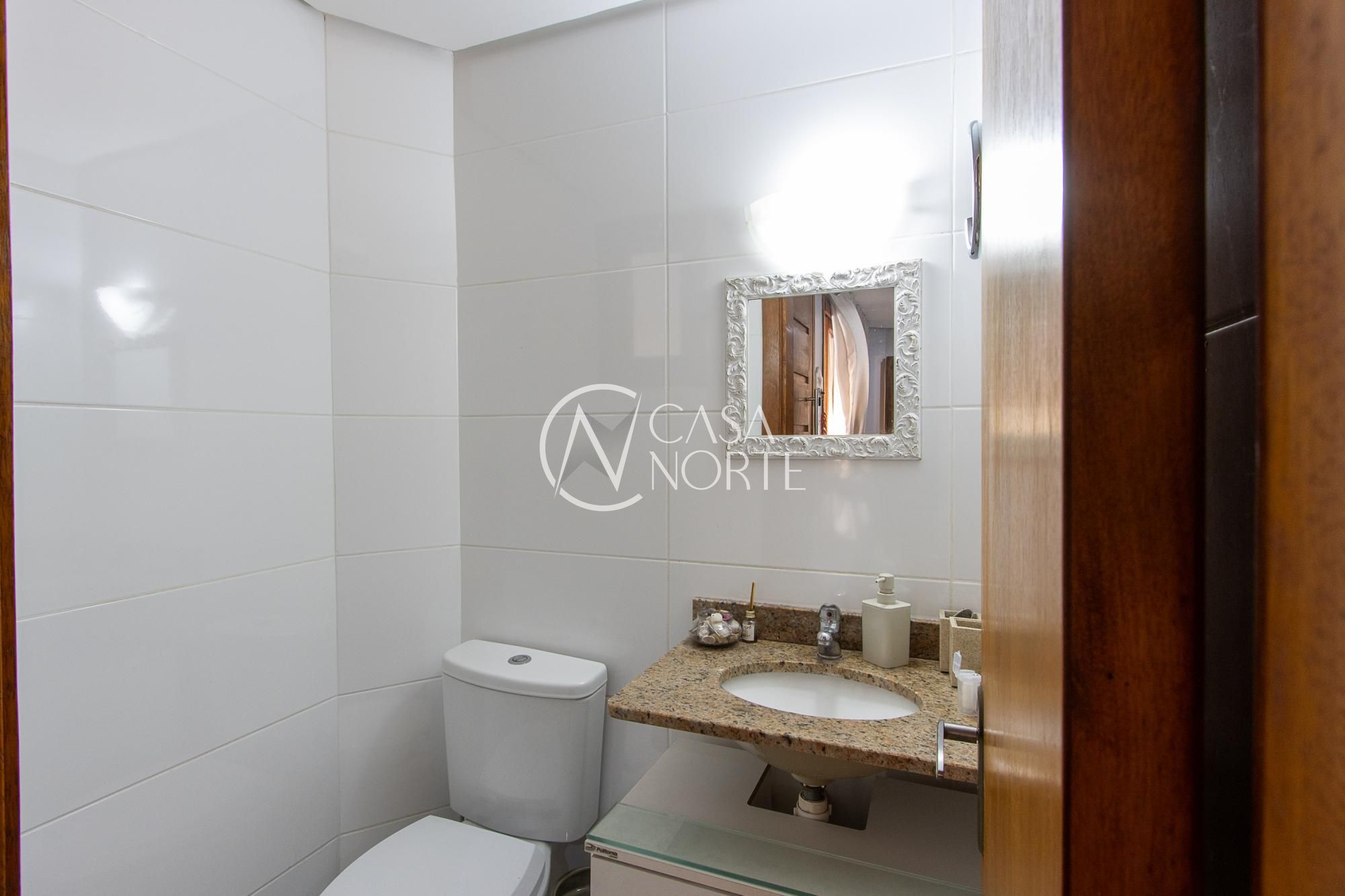 Casa de Condomínio à venda com 3 quartos, 108m², 1 suíte, 2 vagas, Rua Guatambu no bairro Hípica em Porto Alegre