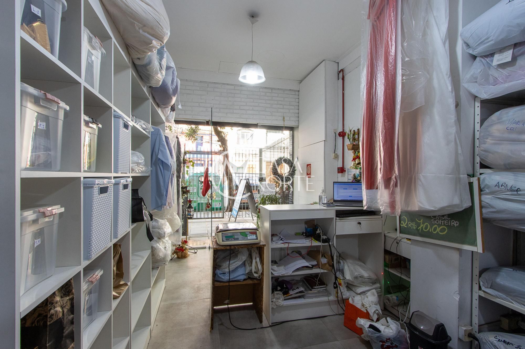 Loja à venda , 150m², Rua José do Patrocínio no bairro Cidade Baixa em Porto Alegre