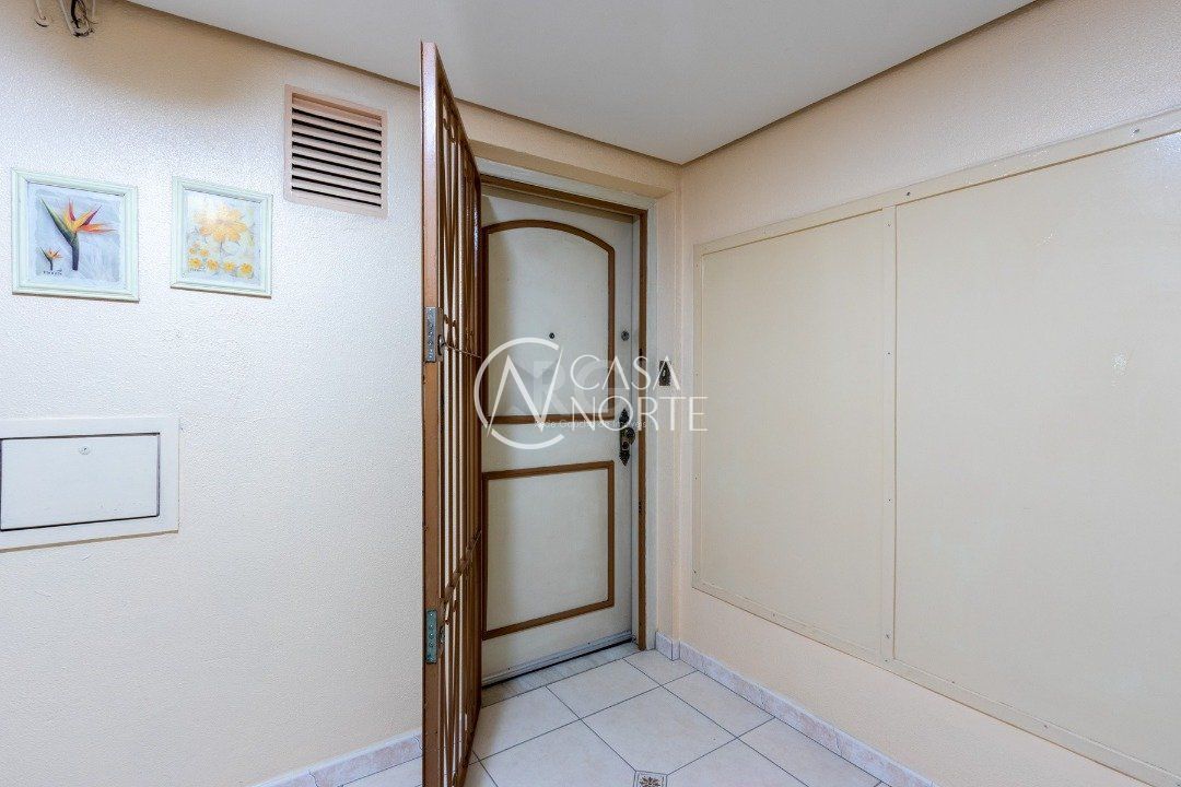 Apartamento à venda com 2 quartos, 61m², Rua Jatai no bairro Cristal em Porto Alegre