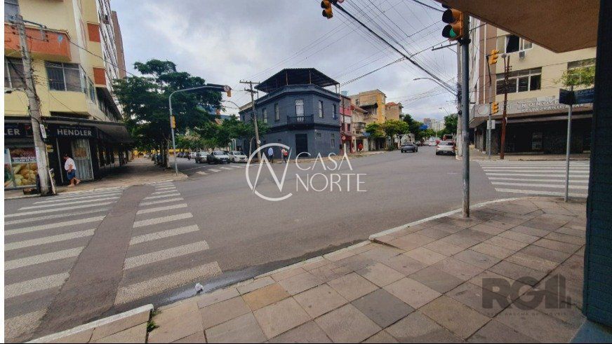 Loja à venda , 209m², Avenida Presidente Franklin Roosevelt no bairro Navegantes em Porto Alegre