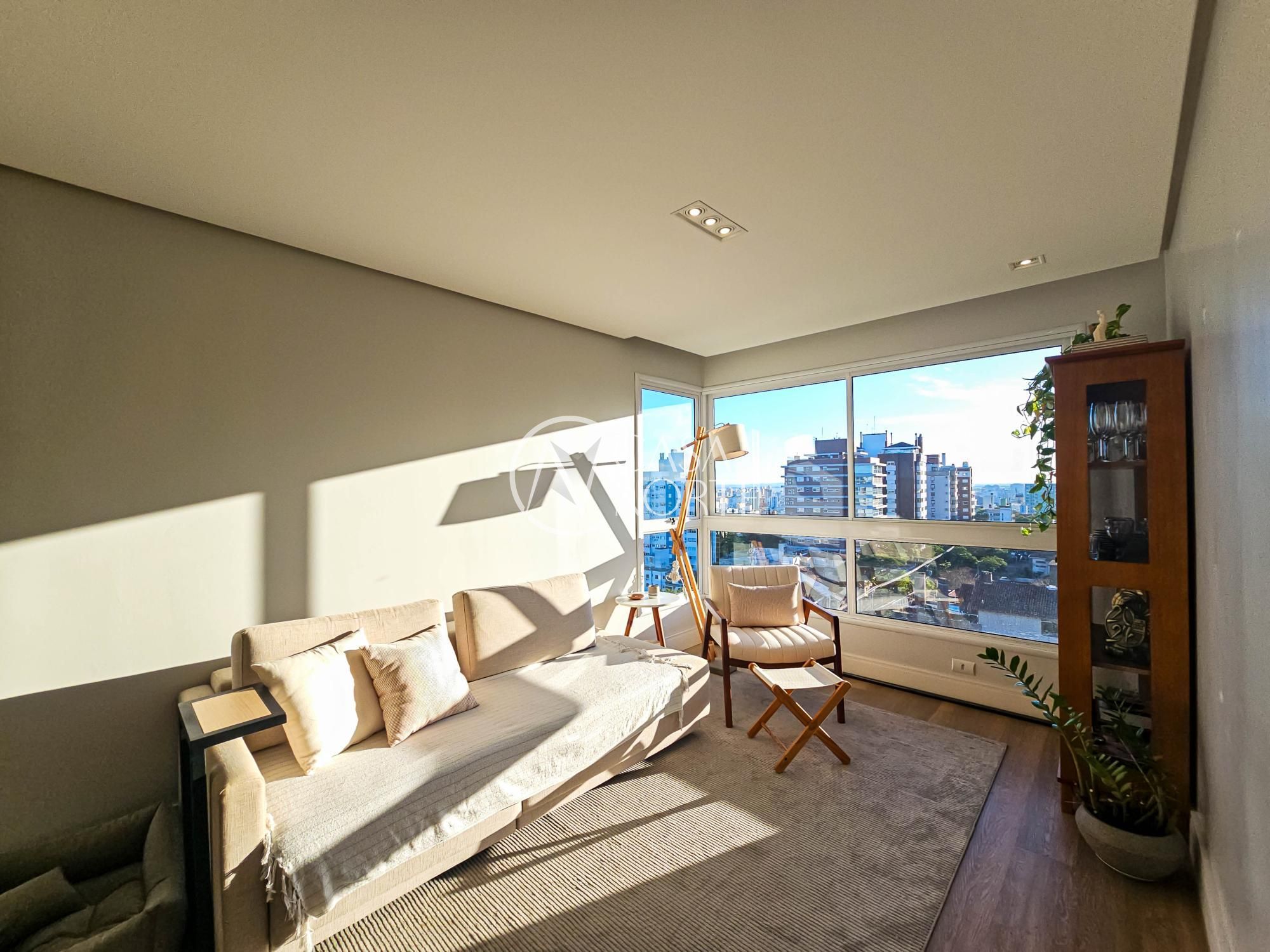 Apartamento à venda com 2 quartos, 69m², 1 suíte, 2 vagas, Rua Borges do Canto no bairro Petrópolis em Porto Alegre