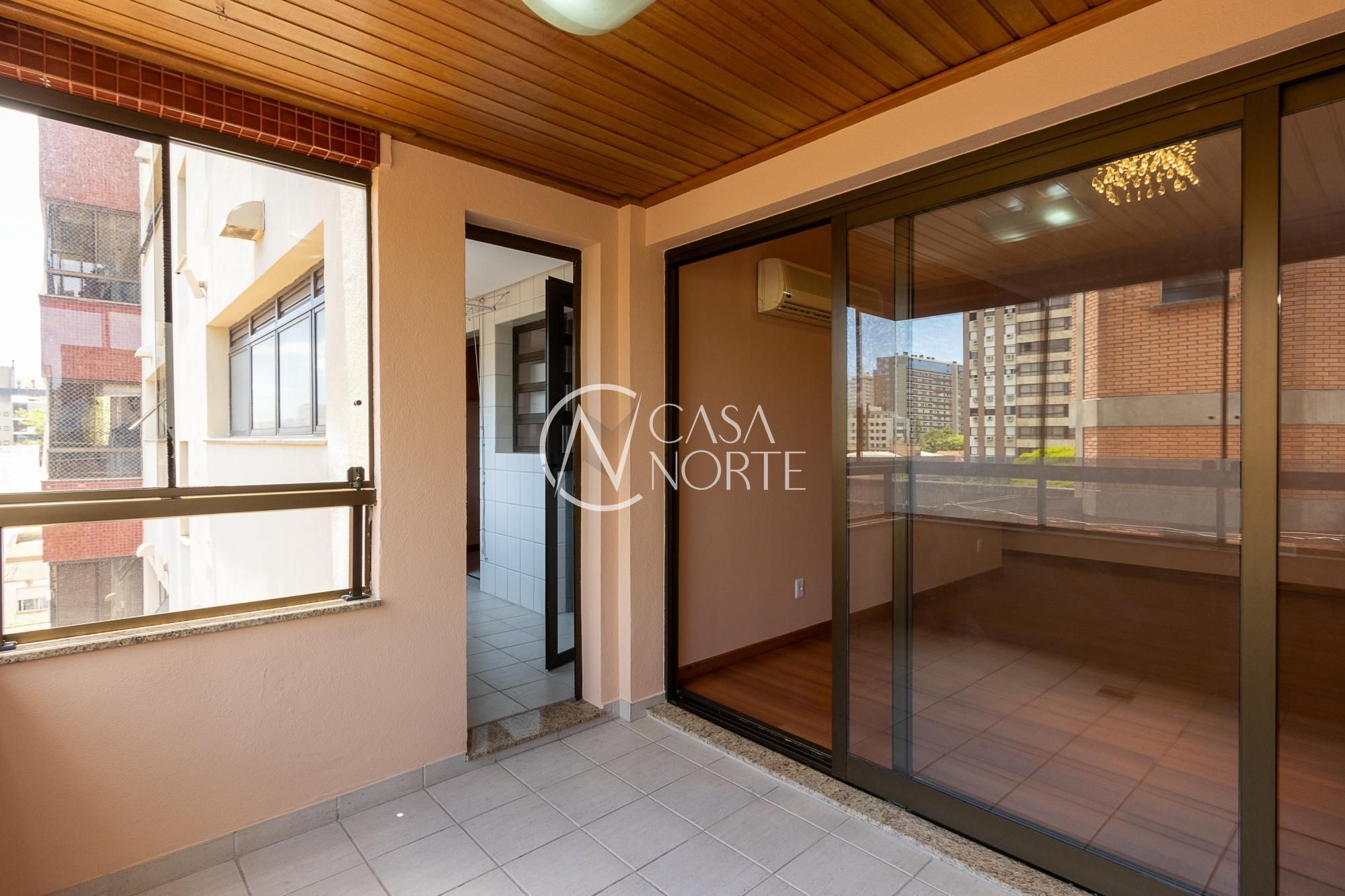 Apartamento à venda com 3 quartos, 118m², 1 suíte, 2 vagas, Rua Costa no bairro Menino Deus em Porto Alegre