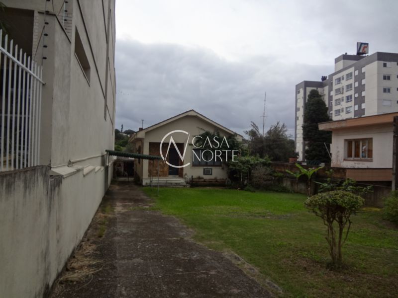 Terreno à venda  com 598m², Rua General Rondon no bairro Tristeza em Porto Alegre