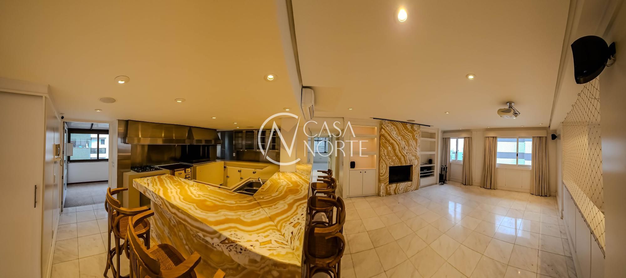 Cobertura à venda com 4 quartos, 597m², 3 suítes, 5 vagas, Rua Artur Rocha no bairro Auxiliadora em Porto Alegre