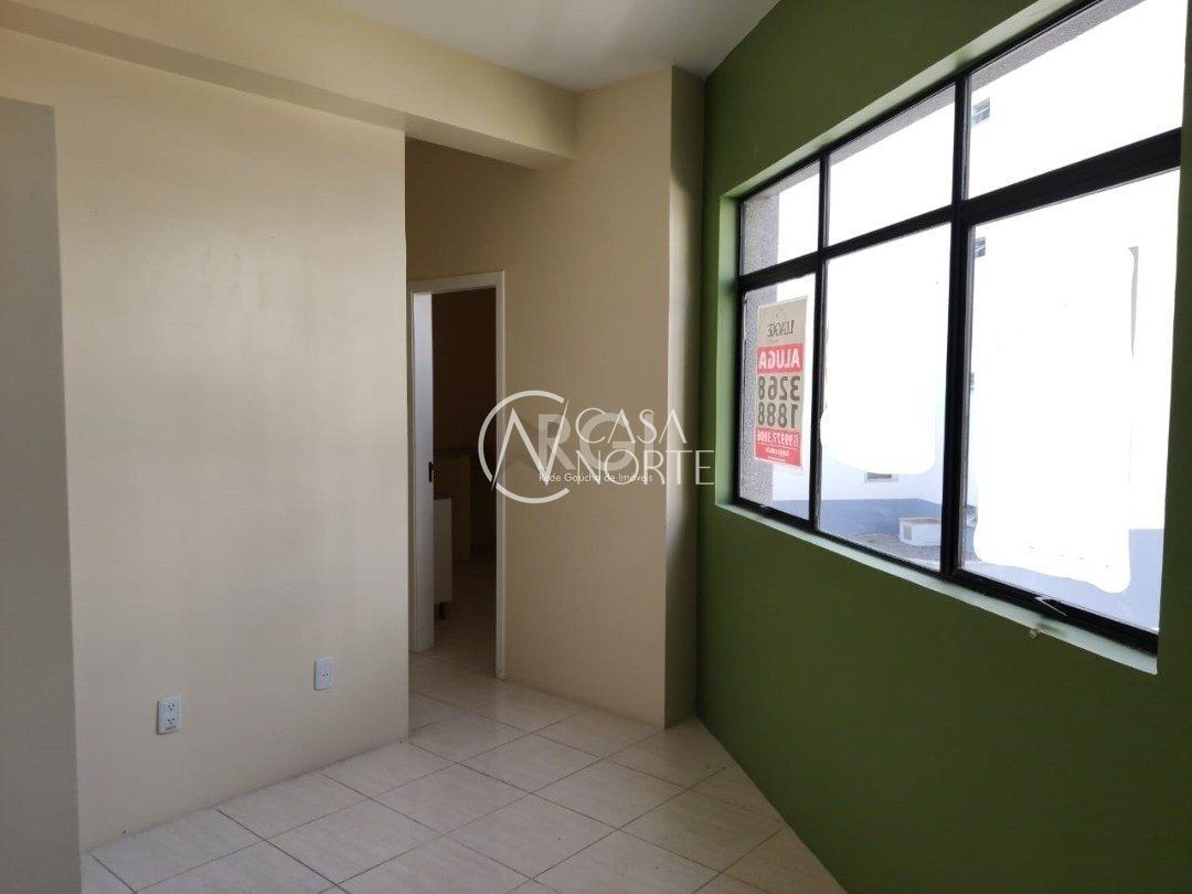 Sala Comercial à venda , 69m², Avenida da Azenha no bairro Azenha em Porto Alegre