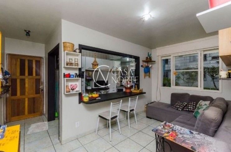 Apartamento à venda com 2 quartos, 57m², Rua Camaquã no bairro Camaquã em Porto Alegre