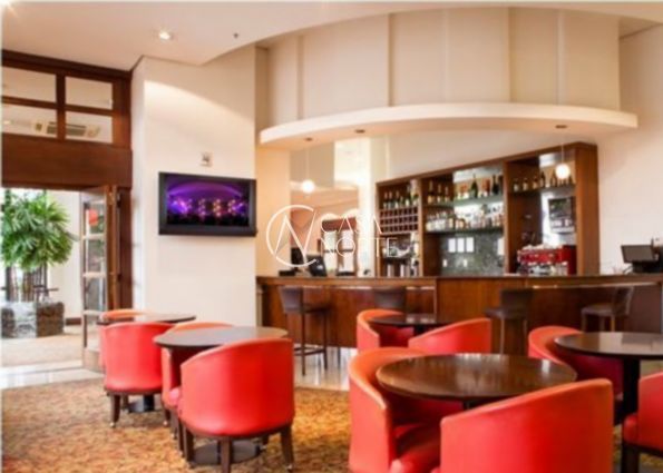 Flat à venda com 1 quarto, 38m², 1 suíte, 1 vaga, Avenida Borges de Medeiros no bairro Praia de Belas em Porto Alegre