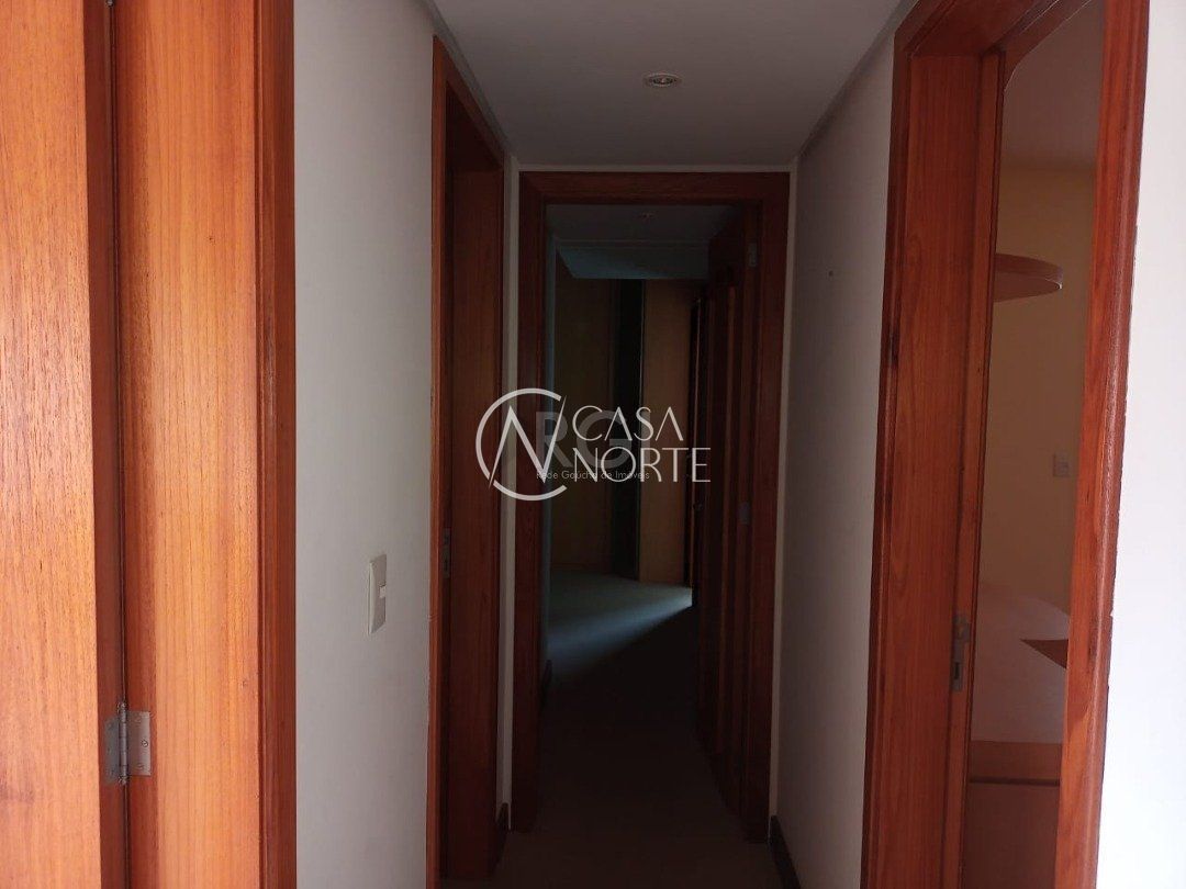 Apartamento à venda com 3 quartos, 138m², 1 suíte, 2 vagas, Rua Engenheiro Verissimo de Matos no bairro Bela Vista em Porto Alegre