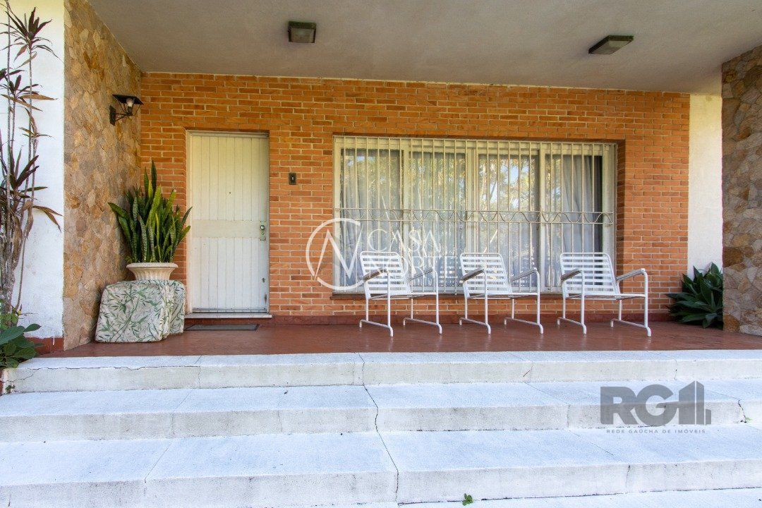 Casa à venda com 3 quartos, 200m², Rua João Mendes Ouriques no bairro Ipanema em Porto Alegre