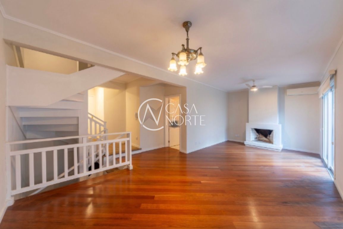 Casa de Condomínio à venda com 3 quartos, 191m², 1 suíte, 2 vagas, Avenida Coronel Marcos no bairro Pedra Redonda em Porto Alegre