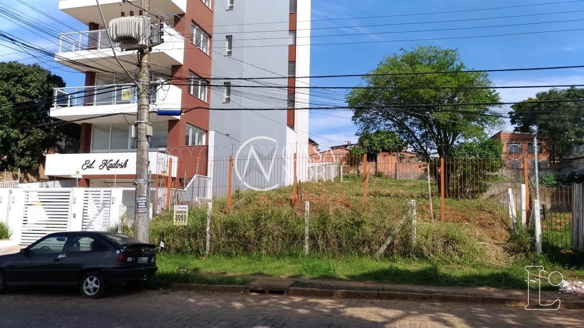 Terreno à venda  com 572m², Rua Doutor Barcelos no bairro Tristeza em Porto Alegre