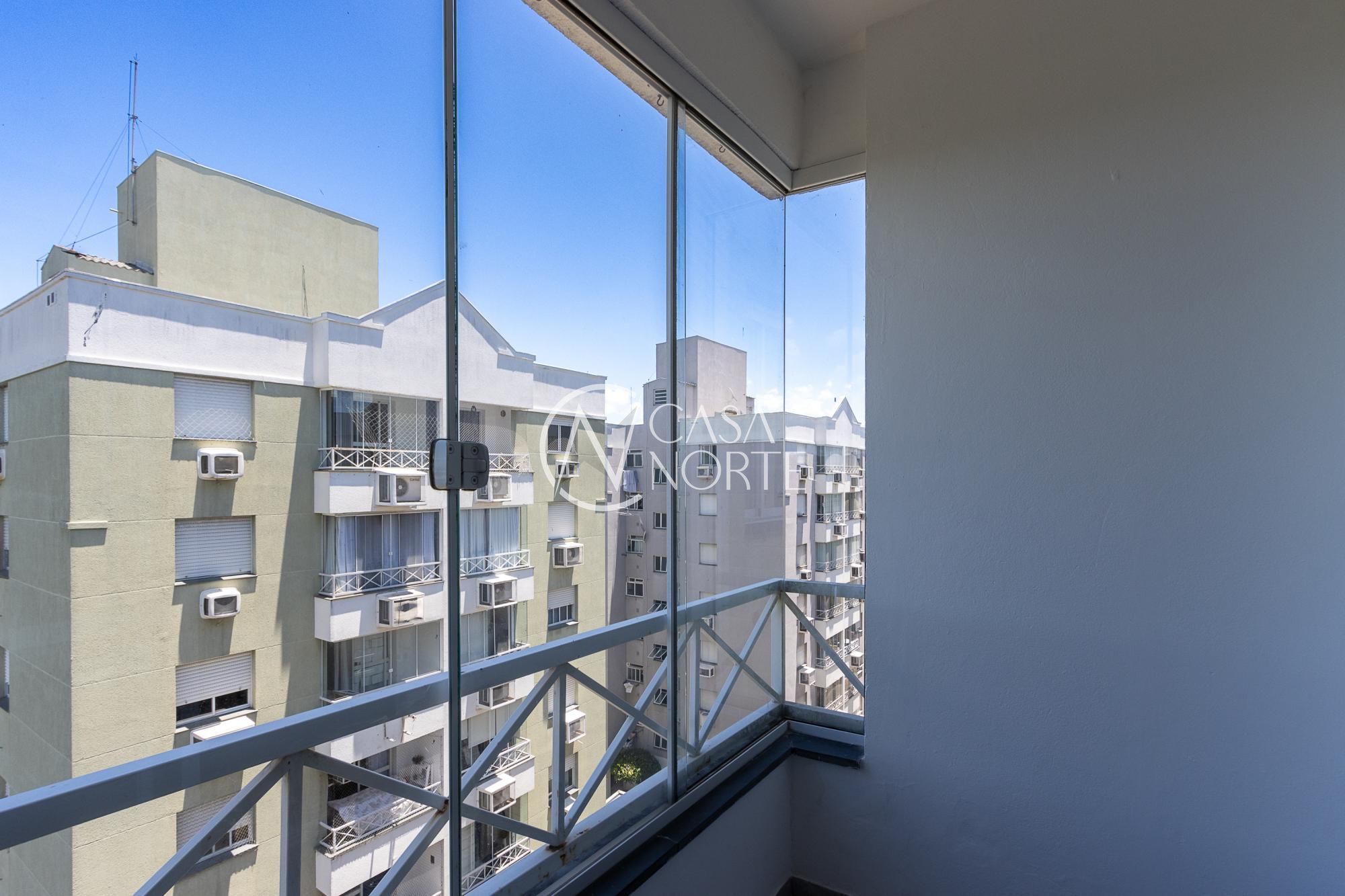 Apartamento à venda com 3 quartos, 64m², 1 vaga, Rua Xavier da Cunha no bairro Nonoai em Porto Alegre