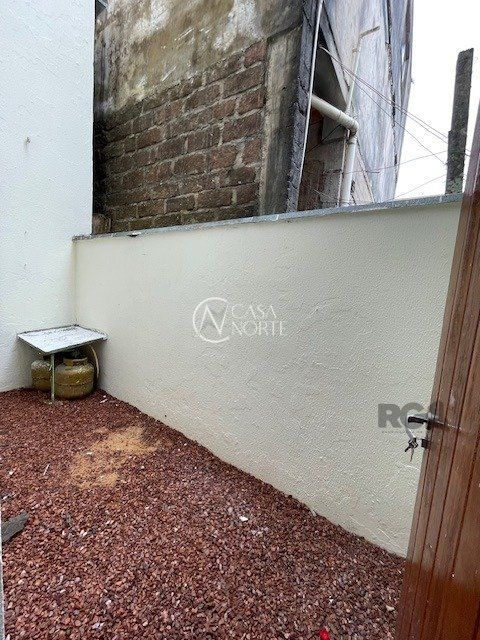 Casa de Condomínio à venda com 3 quartos, 155m², 1 suíte, 2 vagas, Rua Dea Coufal no bairro Ipanema em Porto Alegre