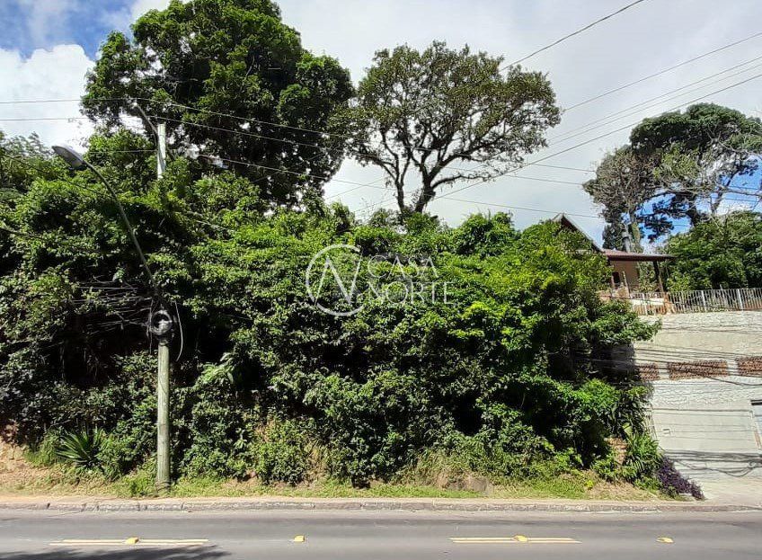 Terreno à venda  com 201m², Avenida Wenceslau Escobar no bairro Tristeza em Porto Alegre