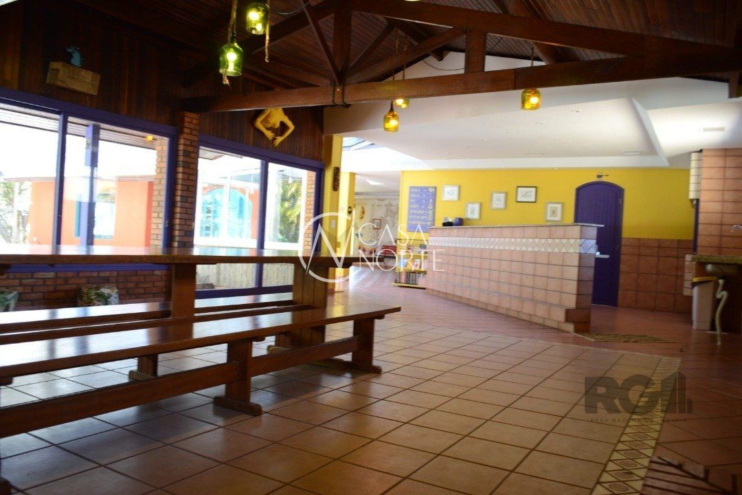 Casa Comercial à venda , 900m², 25 vagas, Avenida Guaíba no bairro Ipanema em Porto Alegre