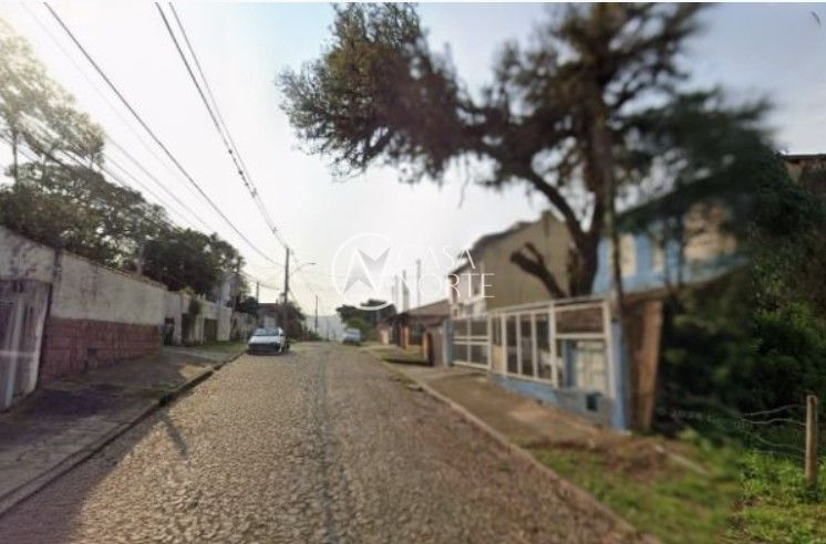 Terreno à venda  com 387m², Rua dos Guananas no bairro Espírito Santo em Porto Alegre