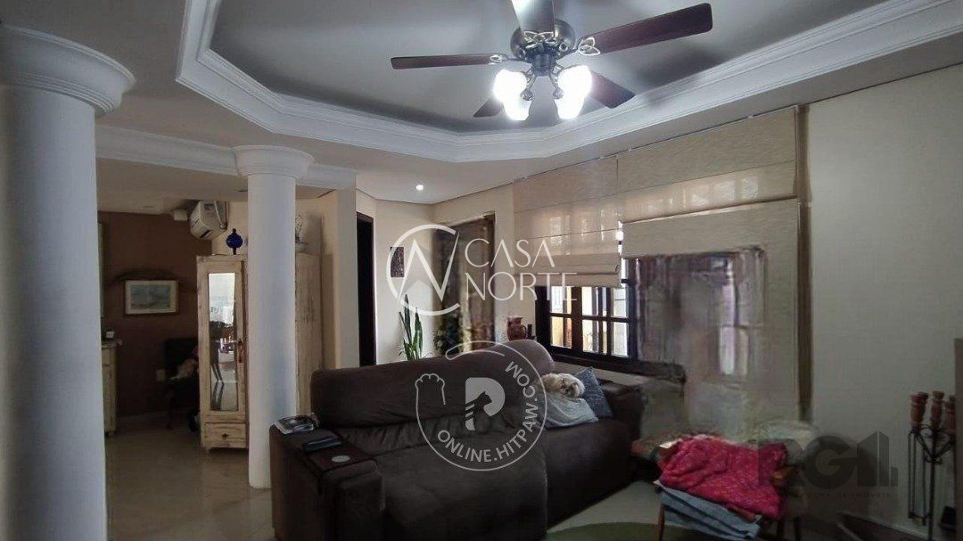 Sobrado à venda com 3 quartos, 179m², 1 suíte, 2 vagas, Rua Baldoino Bottini no bairro Hípica em Porto Alegre