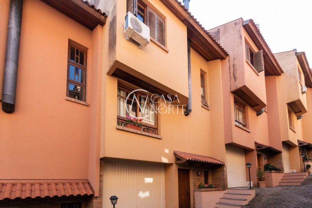 Casa de Condomínio à venda com 3 quartos, 150m², 1 suíte, 1 vaga, Rua Giorgio Negroni no bairro Espírito Santo em Porto Alegre