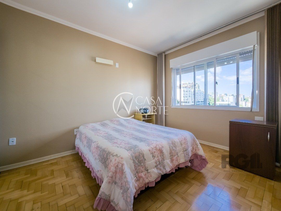 Apartamento à venda com 1 quarto, 47m², Avenida Cristóvão Colombo no bairro Moinhos de Vento em Porto Alegre