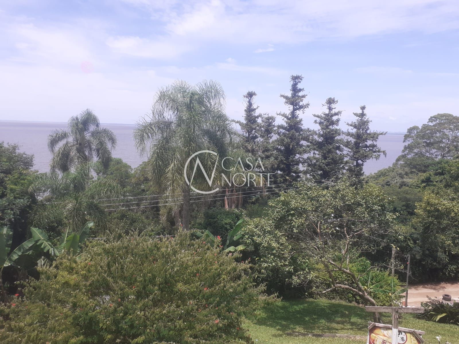 Sítio à venda com 3 quartos, 240m², 2 suítes, 6 vagas, Estrada Retiro da Ponta Grossa no bairro Ponta Grossa em Porto Alegre