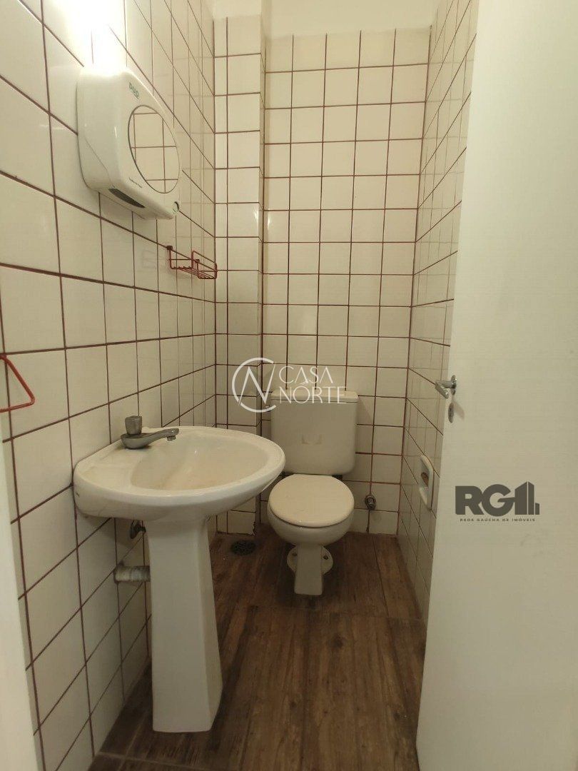 Loja à venda , 92m², Avenida Getúlio Vargas no bairro Menino Deus em Porto Alegre