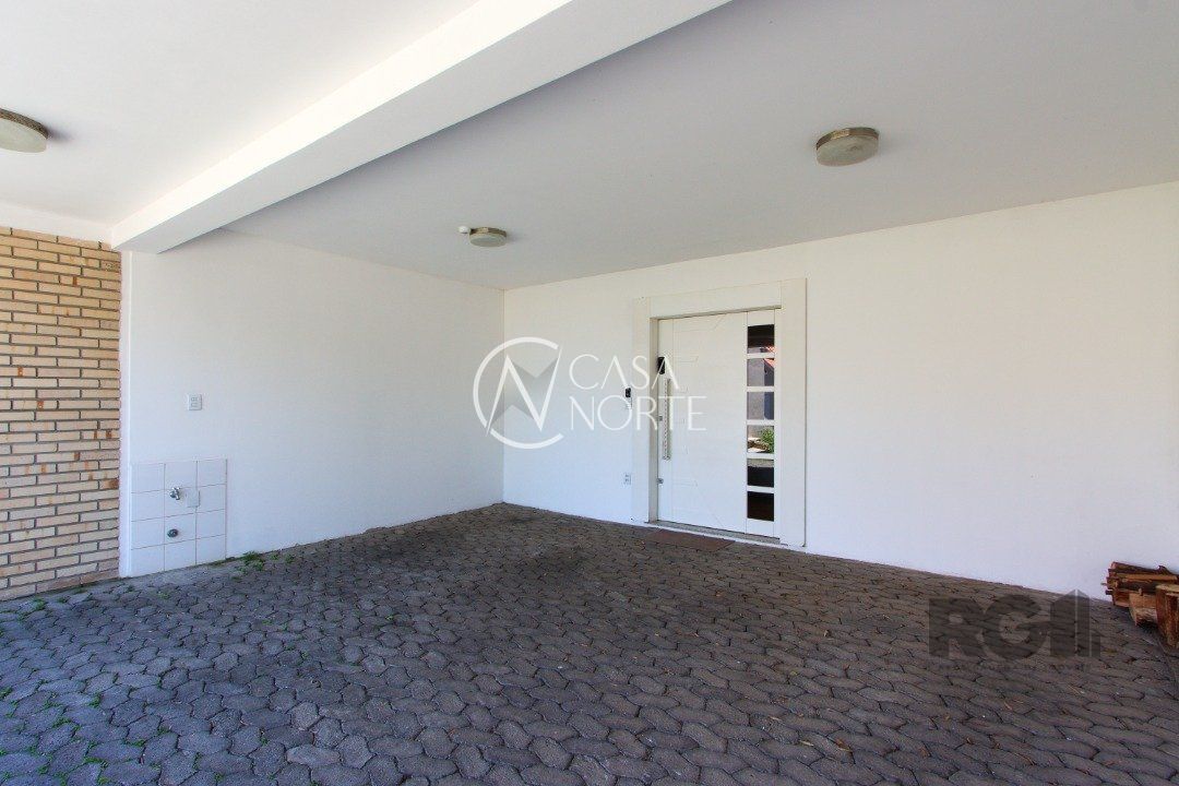 Casa de Condomínio à venda com 3 quartos, 222m², 1 suíte, 2 vagas, Rua Professor Xavier Simões no bairro Sétimo Céu em Porto Alegre