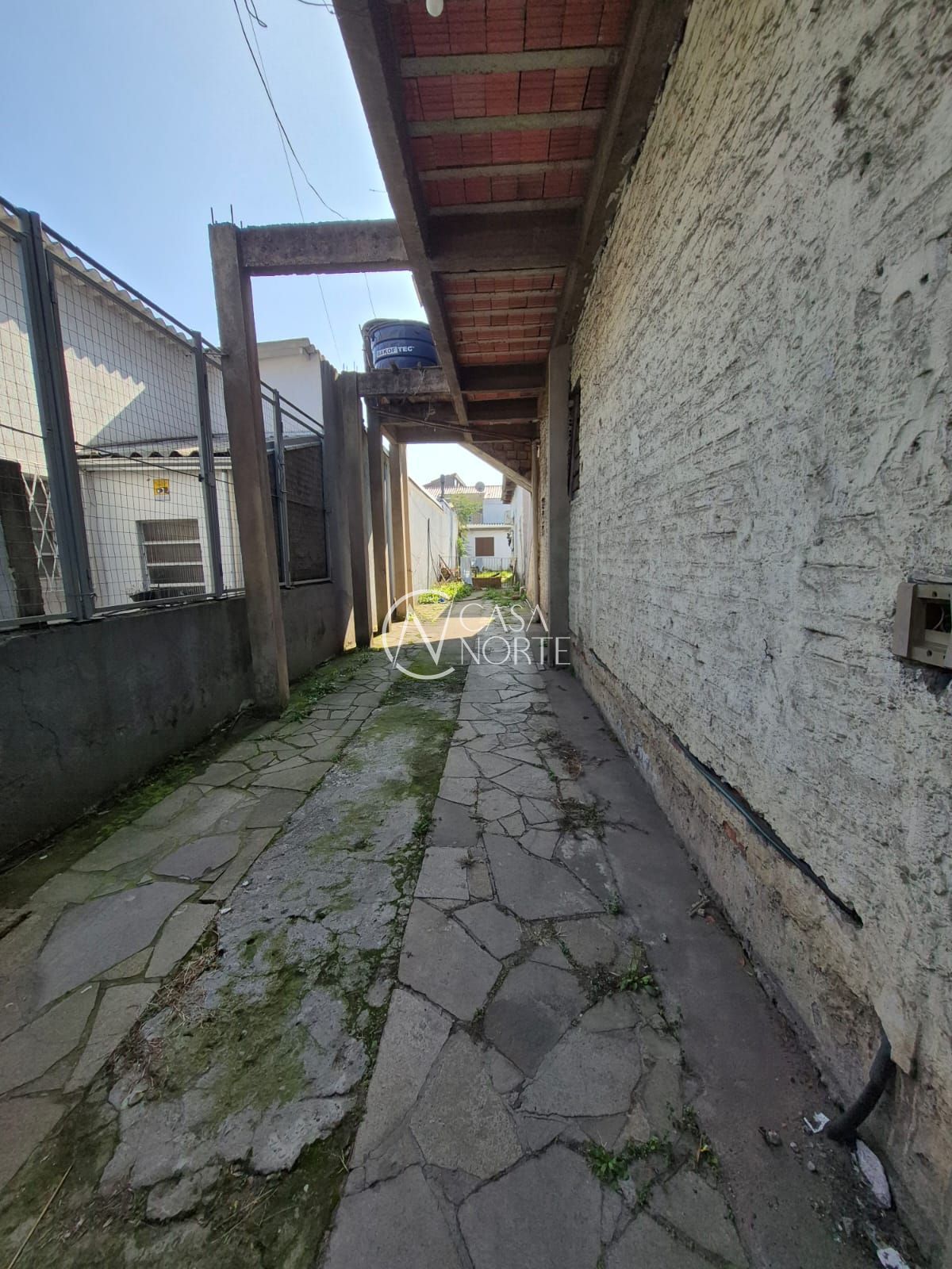 Ponto Comercial à venda com 1 quarto, 100m², 2 vagas, Avenida da Cavalhada no bairro Cavalhada em Porto Alegre