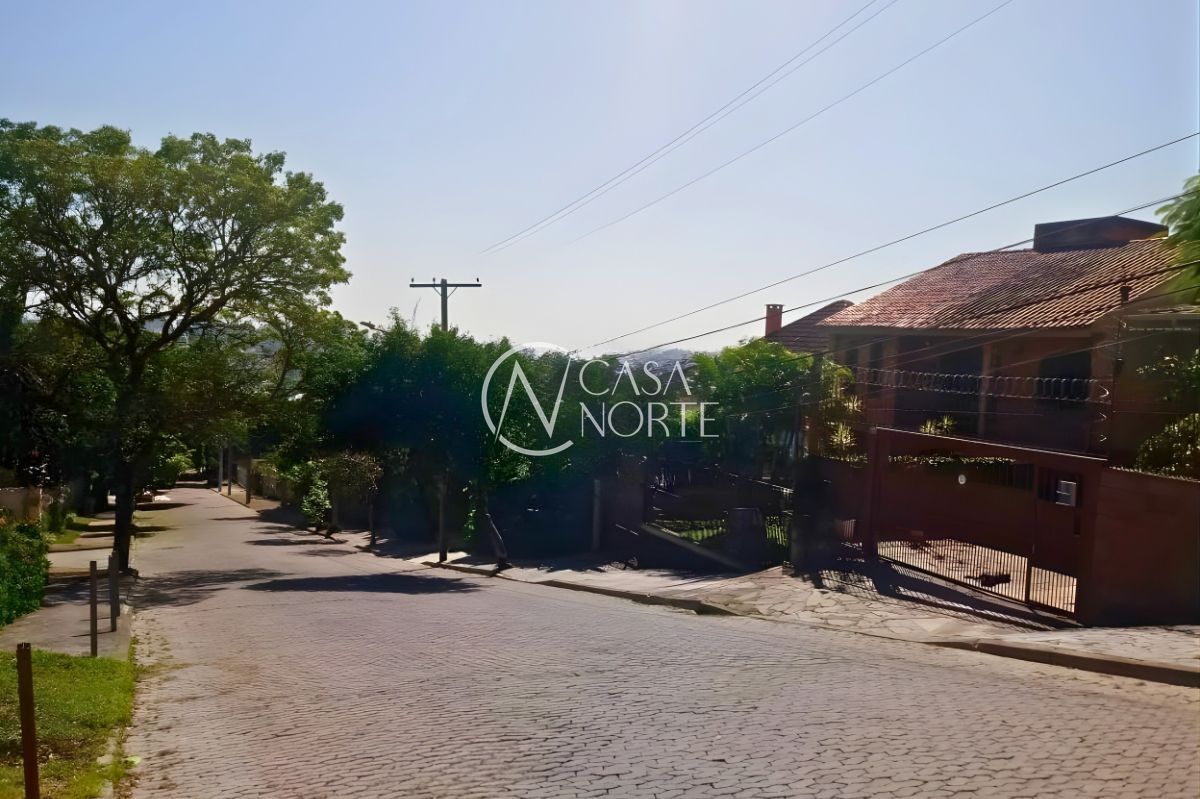 Terreno à venda  com 1157m², Rua Hipólito da Costa no bairro Santa Tereza em Porto Alegre