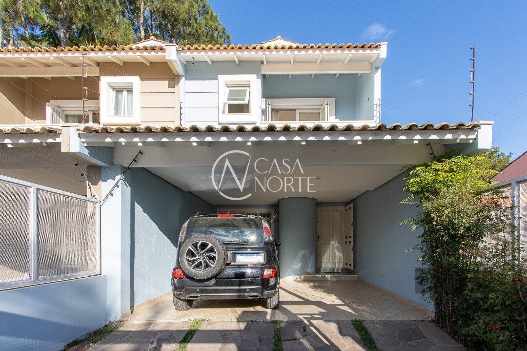 Casa à venda com 4 quartos, 167m², 1 suíte, 3 vagas, Rua Padre João Batista Reus no bairro Vila Conceição em Porto Alegre