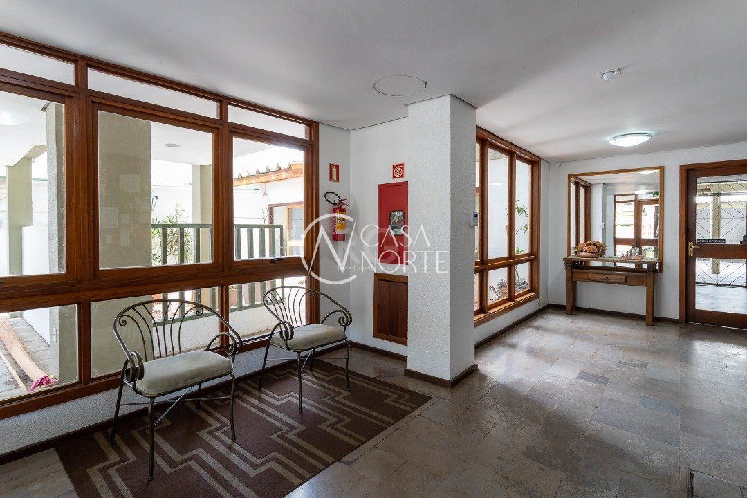 Cobertura à venda com 3 quartos, 213m², 1 suíte, 1 vaga, Rua Santa Vitoria no bairro Tristeza em Porto Alegre