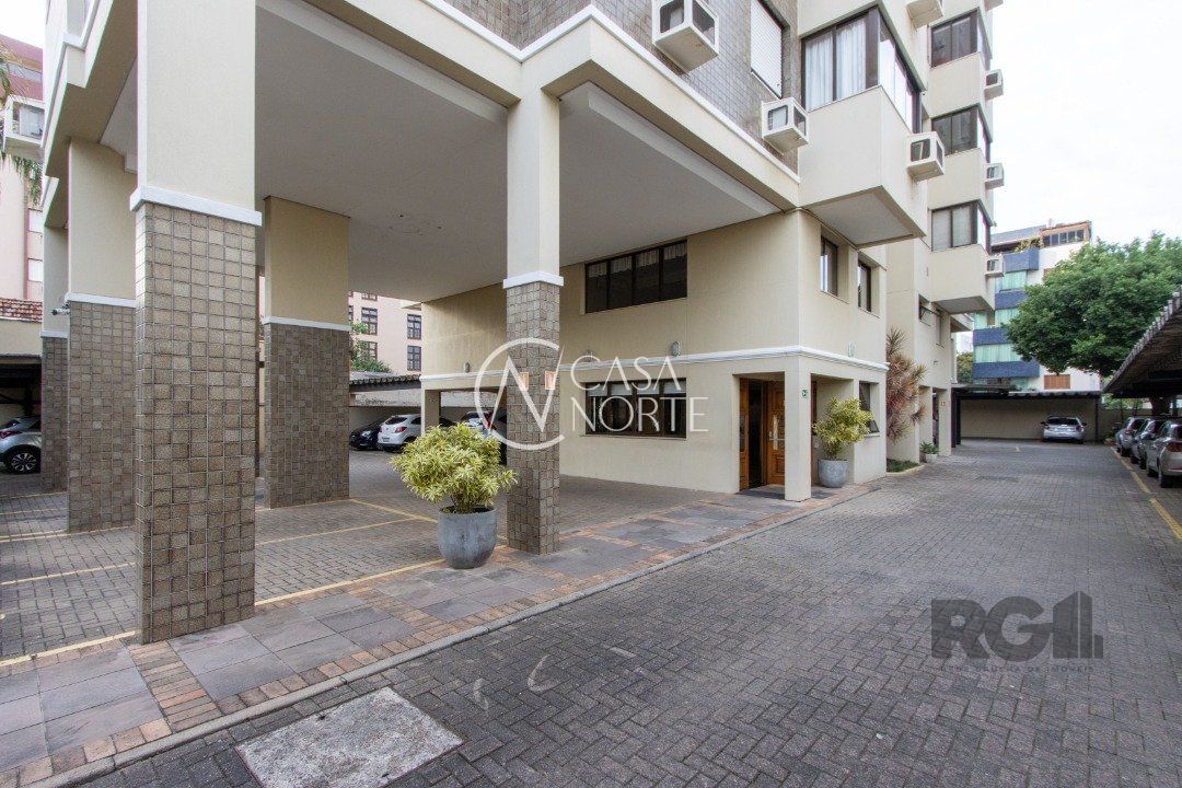 Apartamento à venda com 3 quartos, 81m², 1 suíte, Rua Saldanha Marinho no bairro Menino Deus em Porto Alegre