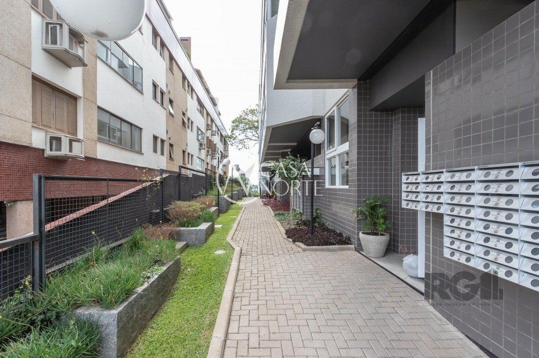 Apartamento à venda com 3 quartos, 114m², 1 suíte, 2 vagas, Avenida Icaraí no bairro Cristal em Porto Alegre