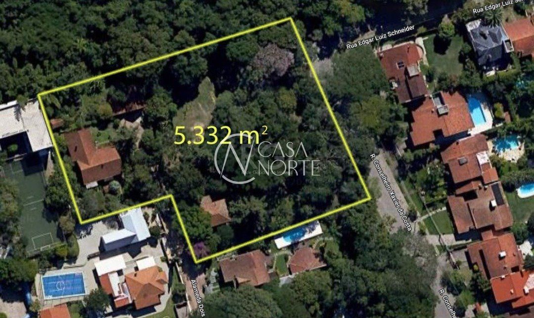 Terreno à venda  com 5332m², Travessa Pedra Redonda no bairro Jardim Isabel em Porto Alegre