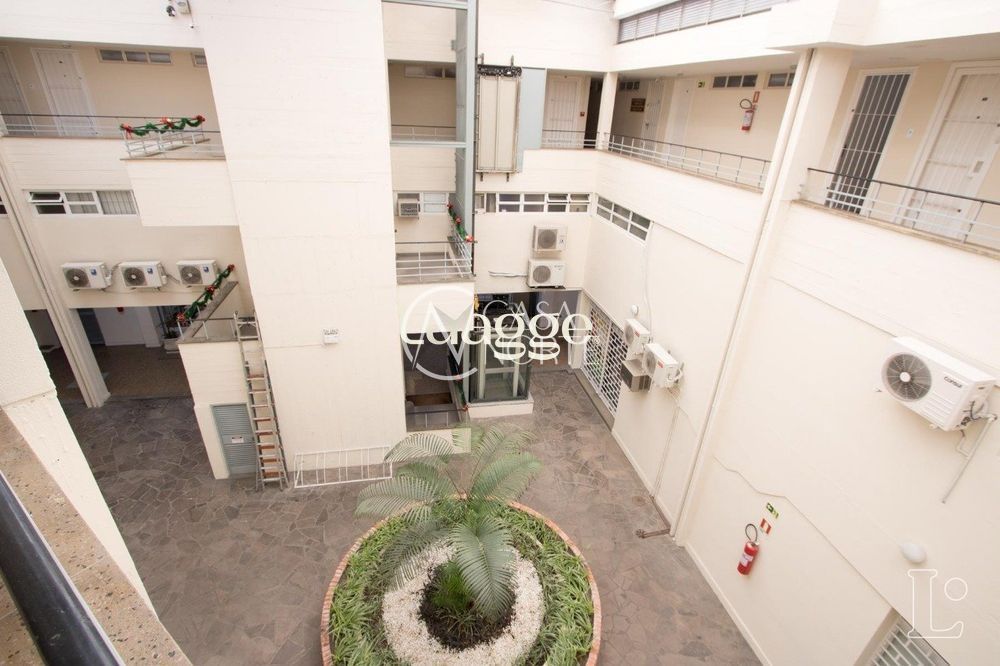 Sala Comercial à venda com 1 quarto, 22m², 1 vaga, Avenida Wenceslau Escobar no bairro Cristal em Porto Alegre