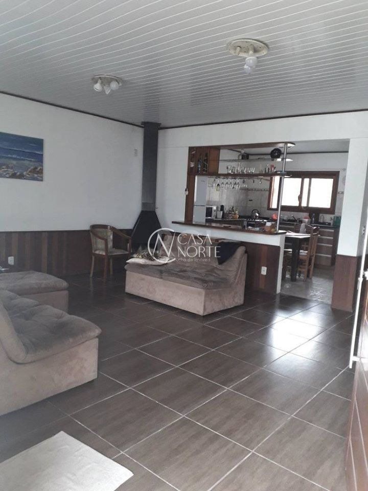 Casa à venda com 2 quartos, 100m², Rua João Costi no bairro Hípica em Porto Alegre