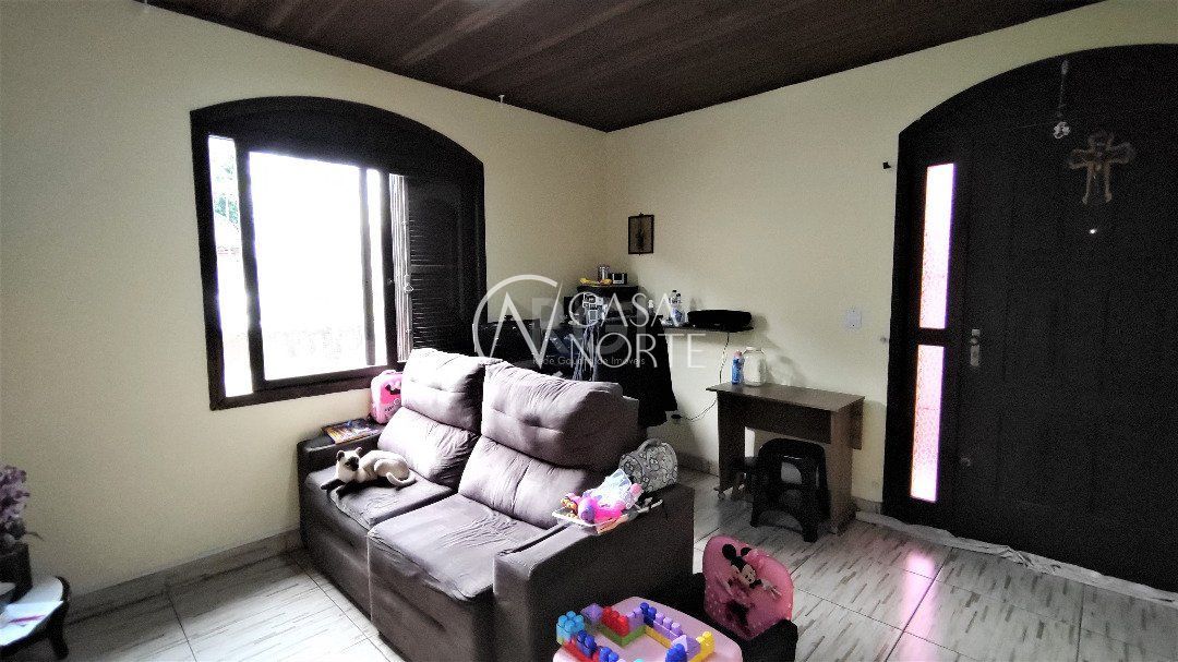 Casa à venda com 2 quartos, 90m², 6 vagas, Rua Sezefredo Ignacio de Oliveira no bairro Passo das Pedras em Porto Alegre