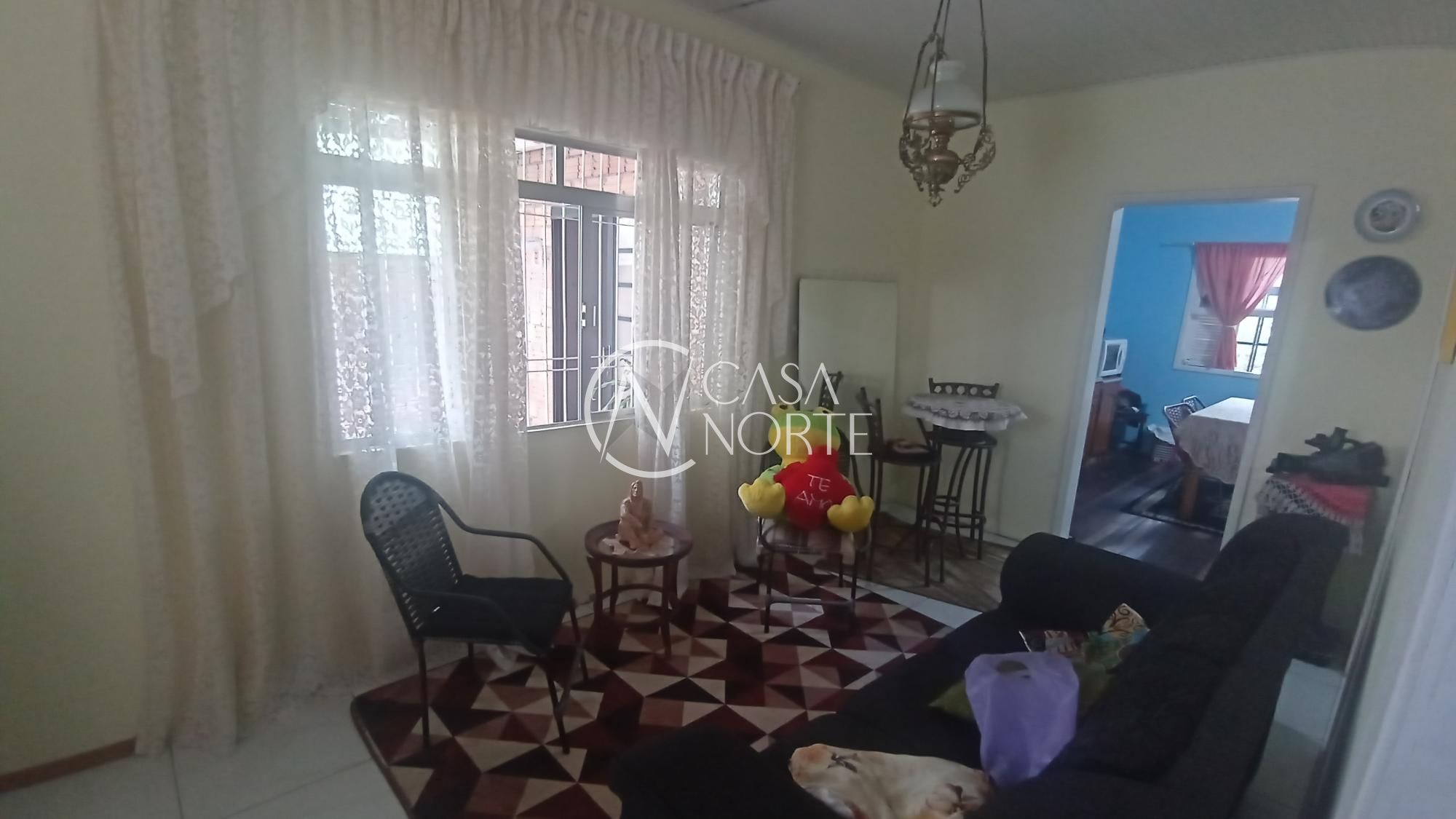 Casa à venda com 2 quartos, 120m², 1 vaga, Rua São Joaquim no bairro Glória em Porto Alegre