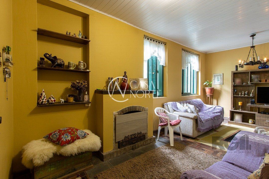 Casa à venda com 3 quartos, 190m², 10 vagas, Avenida Guaiba no bairro Vila Assunção em Porto Alegre