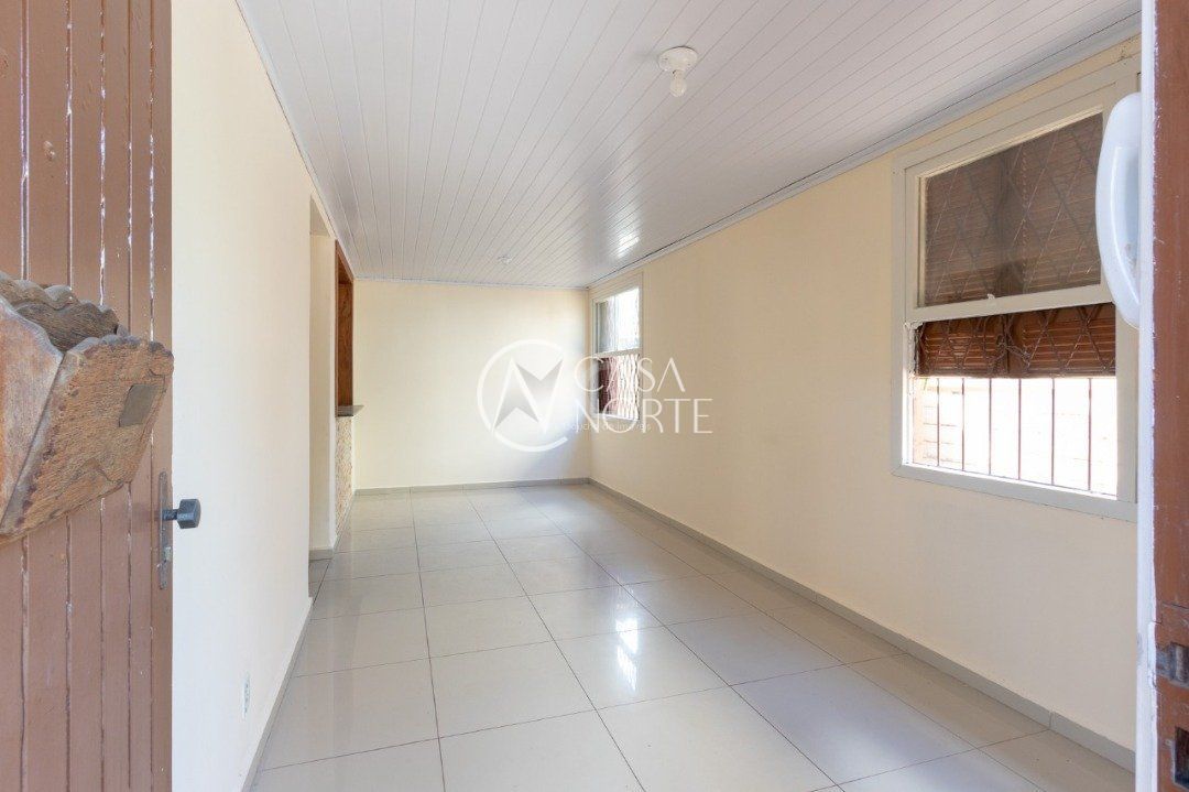 Casa de Condomínio à venda com 3 quartos, 73m², 1 suíte, 1 vaga, Rua Butuí no bairro Cristal em Porto Alegre