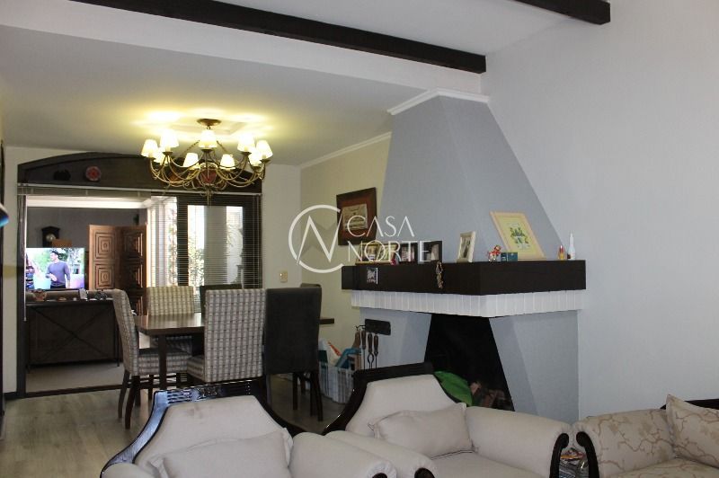 Casa de Condomínio à venda com 3 quartos, 156m², 1 suíte, 2 vagas, Avenida Cai no bairro Cristal em Porto Alegre